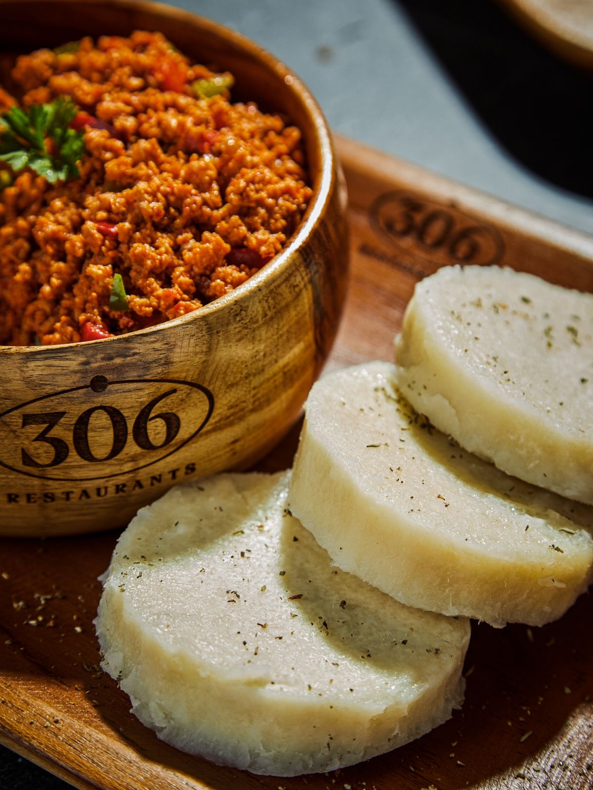 Yam and egg sauce with vegetables